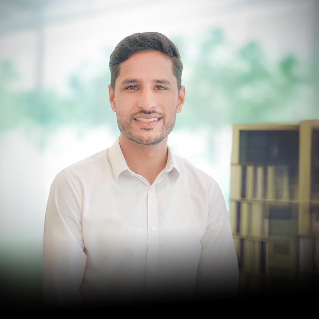 Zubair Gill – Sales Executive